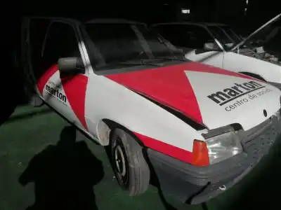 Veículo de Sucata opel kadett e gl familiar do ano 1988 alimentado 16d
