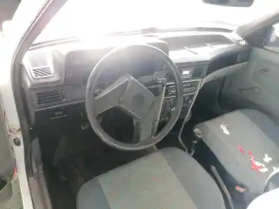 Veículo de Sucata opel kadett e gl familiar do ano 1988 alimentado 16d