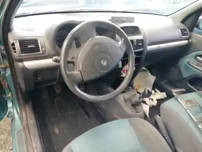 Scrapping Vehicle renault clio ii fase ii (b/cb0) billabong of the year 2001 powered k4j710