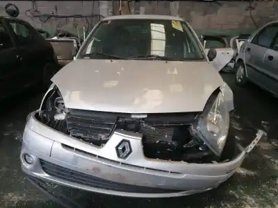 Утилизация автомобиля renault clio ii fase ii (b/cb0) 1.2 16v года 2004 питание 