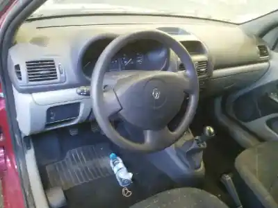 Утилизация автомобиля renault clio ii fase ii (b/cb0) 1.2 года 2002 питание d7f746