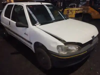 Vehículo de desguace peugeot                                            106 (s2)                                                                                                                                                                                                                                                   hdz(tu1m)                                                                                                                                                                                                                                                  del año 1997 con motor hdz