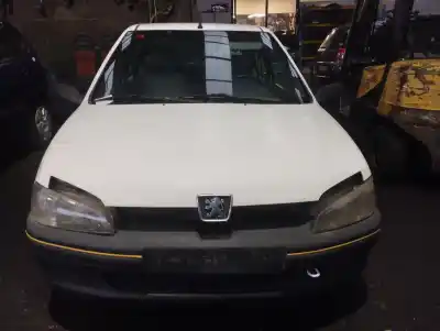 Vehículo de desguace PEUGEOT 106 (S2)  del año 1997 con motor HDZ