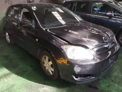 Veículo de Sucata toyota corolla (_e12_) 1.4 d (nde120_) do ano 2004 alimentado 1ndtv
