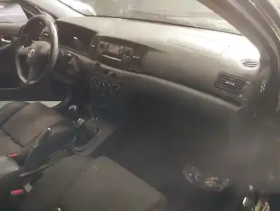 Veículo de Sucata toyota corolla (_e12_) 1.4 d (nde120_) do ano 2004 alimentado 1ndtv