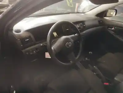 Veículo de Sucata toyota corolla (_e12_) 1.4 d (nde120_) do ano 2004 alimentado 1ndtv