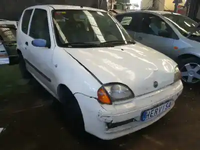 Veículo de Sucata FIAT SEICENTO (187)  do ano 2005 alimentado 187A1000