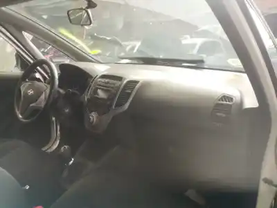 Veículo de Sucata hyundai ix20 tecno do ano 2013 alimentado d4fb