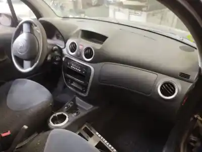 Vehicul casat citroen c3 1.1 collection al anului 2007 alimentat hfx