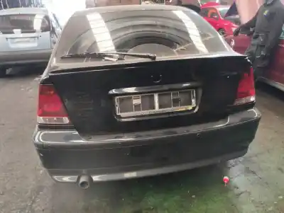 Veículo de Sucata bmw serie 3 compact (e46) 316ti do ano 2002 alimentado n42b18a