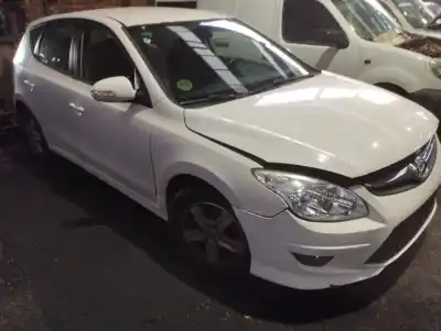Scrapping Vehicle hyundai i30 comfort of the year 2012 powered d4fb