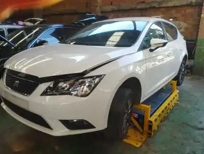 Vehicul casat seat leon (5f1) i-tech al anului 2015 alimentat cyvb