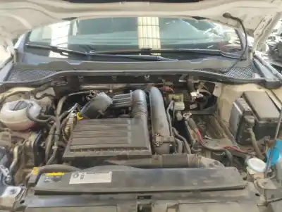 Vehicul casat seat leon (5f1) i-tech al anului 2015 alimentat cyvb