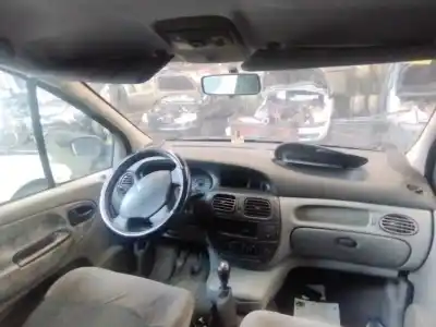 Veicolo di demolizione renault scenic (ja..) 1.4 16v dell'anno 2002 alimentato k4j c7