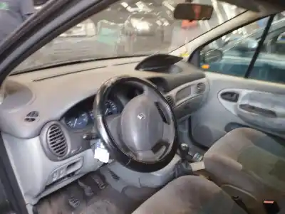 Veicolo di demolizione renault scenic (ja..) 1.4 16v dell'anno 2002 alimentato k4j c7