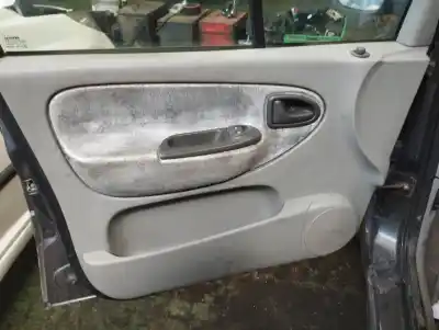 Veicolo di demolizione renault scenic (ja..) 1.4 16v dell'anno 2002 alimentato k4j c7