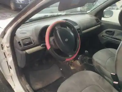 Утилизация автомобиля renault clio ii fase ii (b/cb0) authentique года 2002 питание d4f