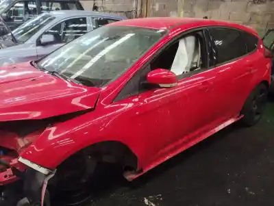 Veículo de Sucata ford focus lim. titanium do ano 2015 alimentado m1dd