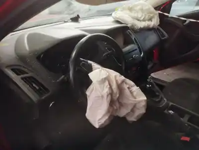 Veículo de Sucata ford focus lim. titanium do ano 2015 alimentado m1dd