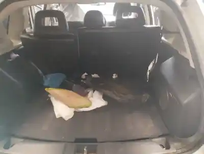 Veículo de Sucata jeep compass limited 4x4 do ano 2011 alimentado om651925