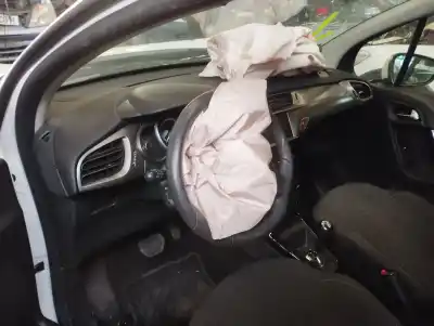 Veículo de Sucata citroen c3 feel do ano 2016 alimentado hmz