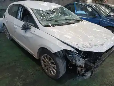 Vehicul casat seat leon (5f1) reference al anului 2016 alimentat cyv