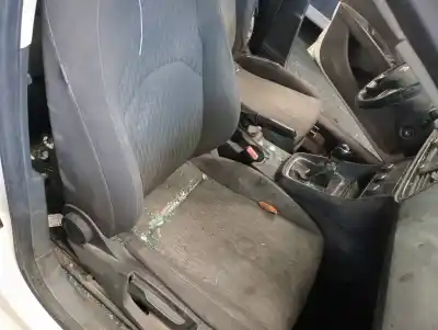 Vehicul casat seat leon (5f1) reference al anului 2016 alimentat cyv