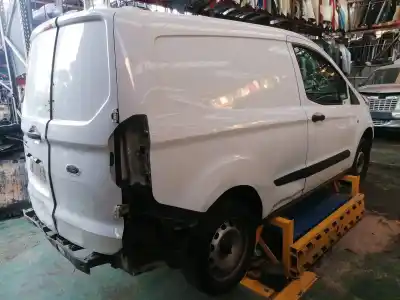 Veículo de Sucata ford transit courier ambiente do ano 2014 alimentado ugcb