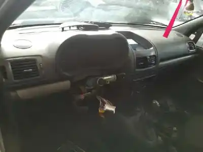 Утилизация автомобиля renault clio ii fase ii (b/cb0) 1.2 года 2005 питание 