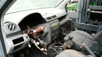 Veículo de Sucata mazda 2 berlina (dy) 1.2 active (55kw) do ano 2003 alimentado fuja