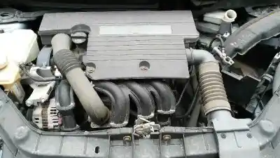 Veículo de Sucata mazda 2 berlina (dy) 1.2 active (55kw) do ano 2003 alimentado fuja