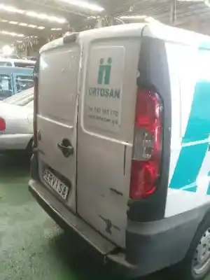 Veicolo di demolizione fiat doblo (119) 1.9 8v dynamic / multijet dynamic plus (77kw) dell'anno 2007 alimentato 223b1000