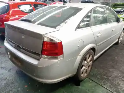 Veículo de Sucata opel vectra c berlina cosmo do ano 2005 alimentado z19dth