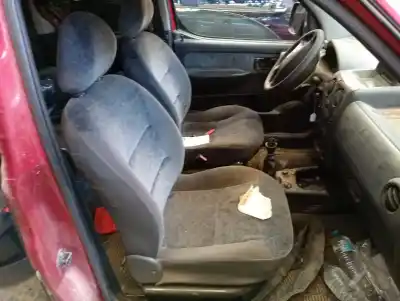 Veicolo di demolizione citroen berlingo 1.9 d multispace dell'anno 2004 alimentato wjy