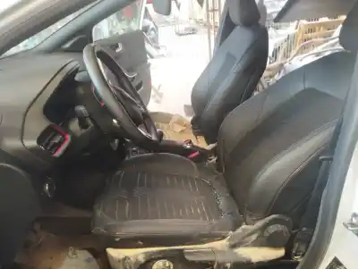 Veicolo di demolizione ford puma hybrid st-line dell'anno 2023 alimentato bzja