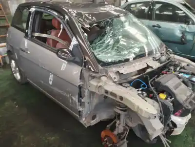 Veicolo di demolizione lancia ypsilon (101) 1.4 16v oro (10.2006->) dell'anno 2007 alimentato 843a1000