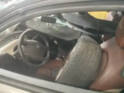 Veicolo di demolizione lancia ypsilon (101) 1.4 16v oro (10.2006->) dell'anno 2007 alimentato 843a1000