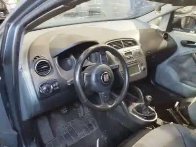 Sloopvoertuig seat toledo (5p2) reference van het jaar 2005 aangedreven bjb