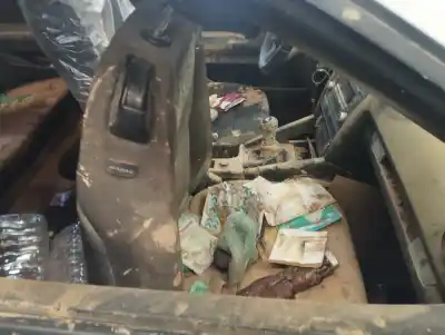 Veículo de Sucata audi a3 (8p) 1.6 tdi ambiente do ano 2010 alimentado cayc