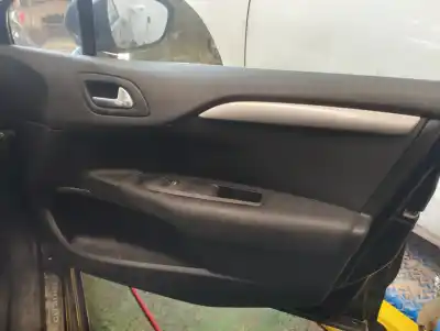 Здавання транспортного засобу citroen c4 lim. exclusive року 2010 потужний 9hr