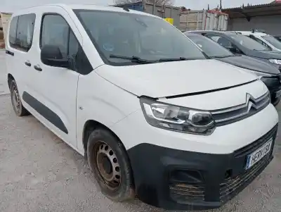 Veicolo di demolizione citroen berlingo start m dell'anno 2021 alimentato yhy