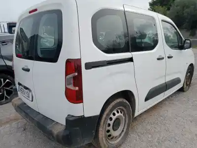 Veicolo di demolizione citroen berlingo start m dell'anno 2021 alimentato yhy