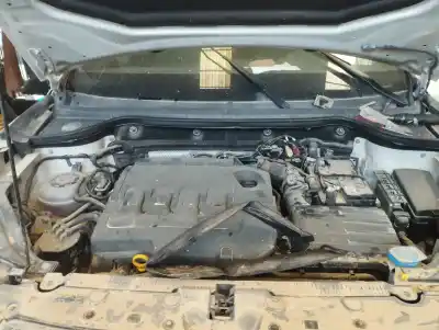 Veículo de Sucata seat ateca (kh7) reference do ano 2020 alimentado dgte