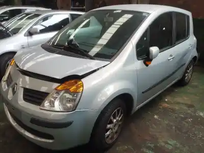 Veículo de Sucata renault modus confort dynamique do ano 2005 alimentado k4j770