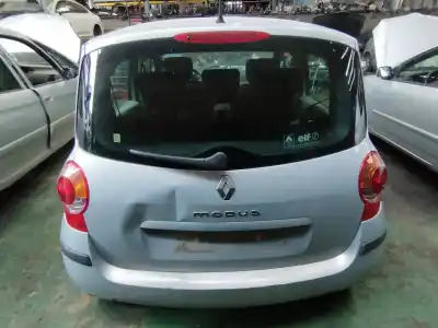 Veículo de Sucata renault modus confort dynamique do ano 2005 alimentado k4j770