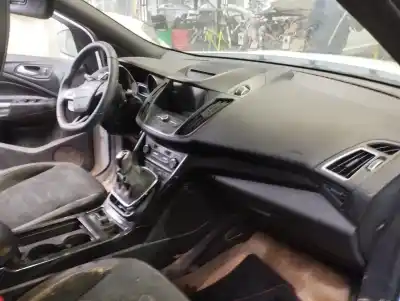 Scrapping Vehicle ford kuga st-line of the year 2019 powered 