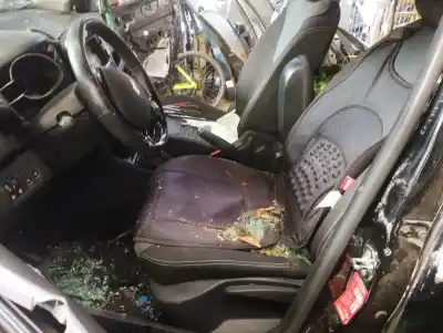 Veículo de Sucata renault clio iv grandtour dynamique do ano 2013 alimentado k9k 608