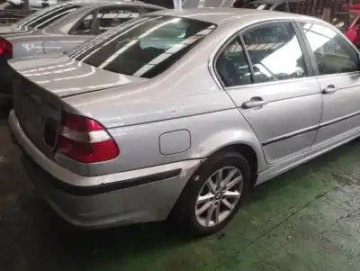 Sloopvoertuig bmw serie 3 berlina (e46) 320d van het jaar 2004 aangedreven 204d4