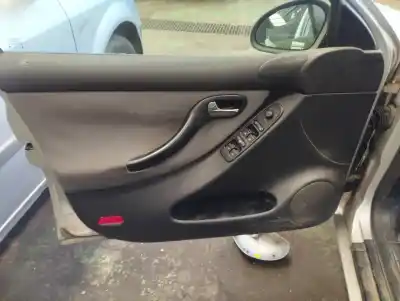 Здавання транспортного засобу seat toledo (1m2) stella року 2004 потужний bcb