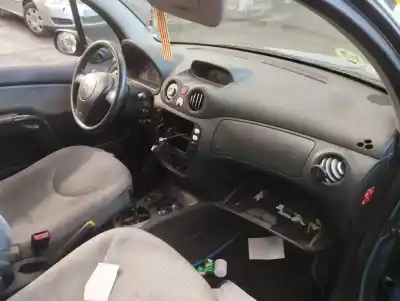 Scrapping Vehicle citroen c3 1.1 collection of the year 2003 powered hfx